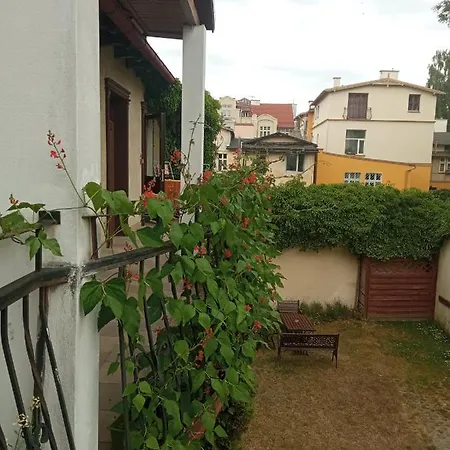 Rum i privatbostad Iwona - Budget With Private Bathrooms