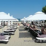 Iwona Budget - Hostelove Rooms With Private Bathrooms Zoppot