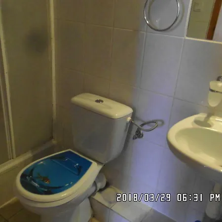 Iwona - Budget With Private Bathrooms * ソポト