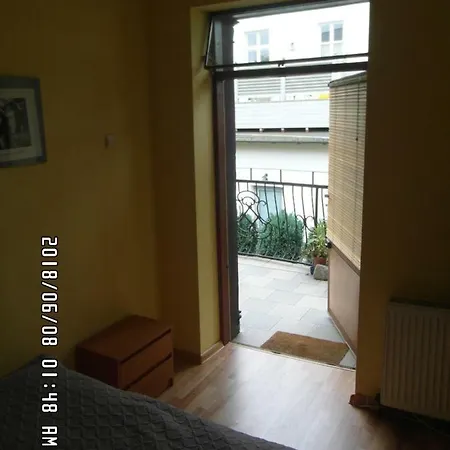 Iwona - Budget With Private Bathrooms ホームステイ ソポト