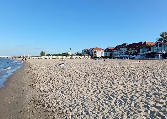 Iwona - Budget With Private Bathrooms Séjour chez l'habitant Sopot