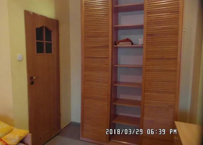 Iwona - Budget With Private Bathrooms Séjour chez l'habitant