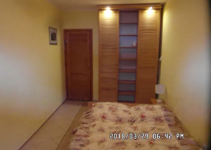 منزل للإقامة Iwona - Budget With Private Bathrooms