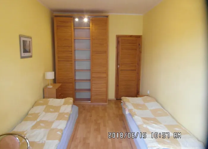 Iwona - Budget With Private Bathrooms Séjour chez l'habitant *