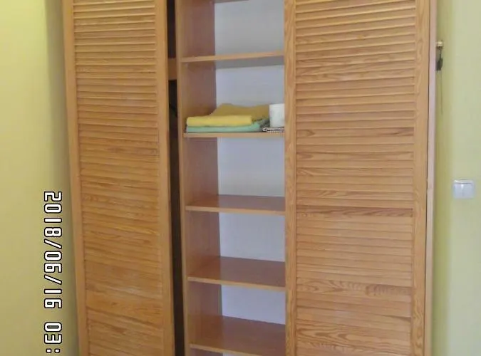 Iwona - Budget With Private Bathrooms 索波特